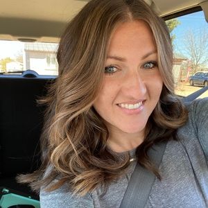 Meet your Posher, Brittney